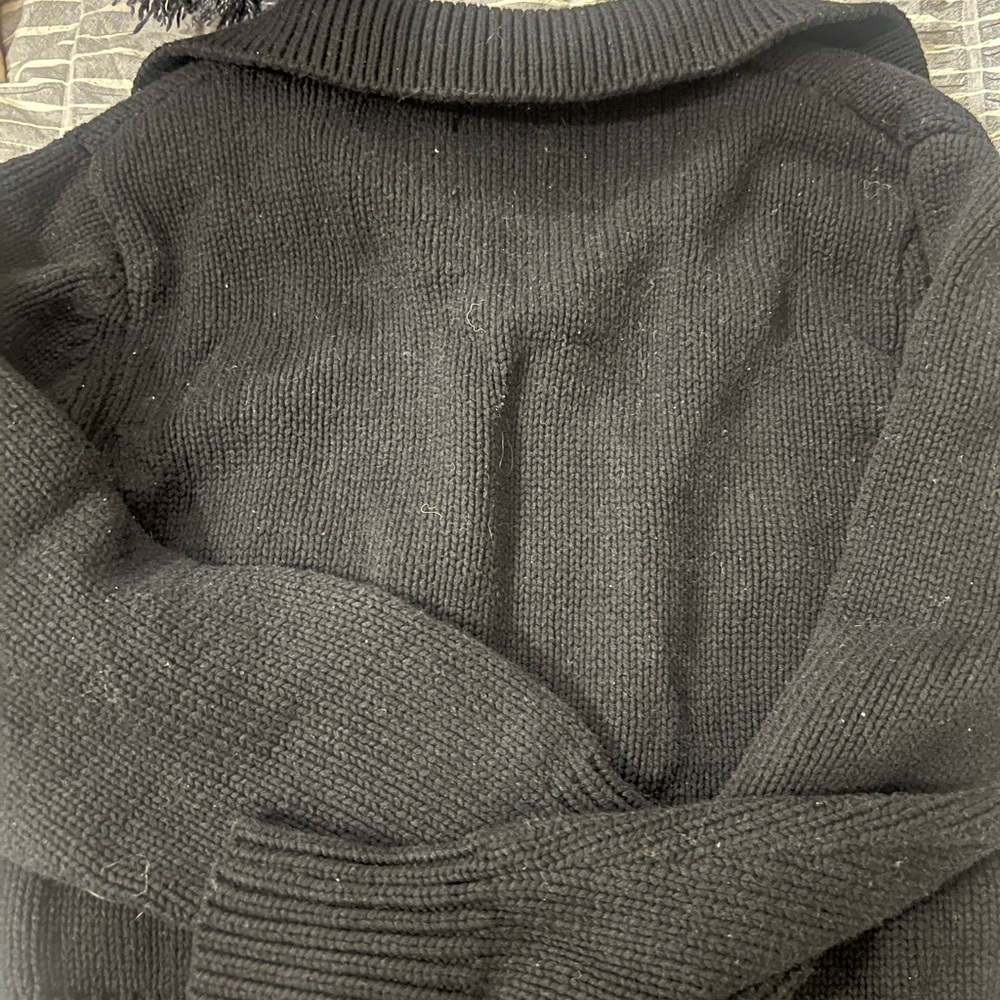 DISSH Black V-Neck Sweater - Picture 5 of 5